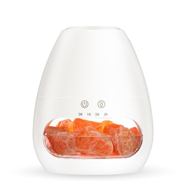 天然鹽塊搭配燈光折射， 霧化時呈現宛如火焰般的流動光影， 在視覺與香氣中同步放鬆身心。